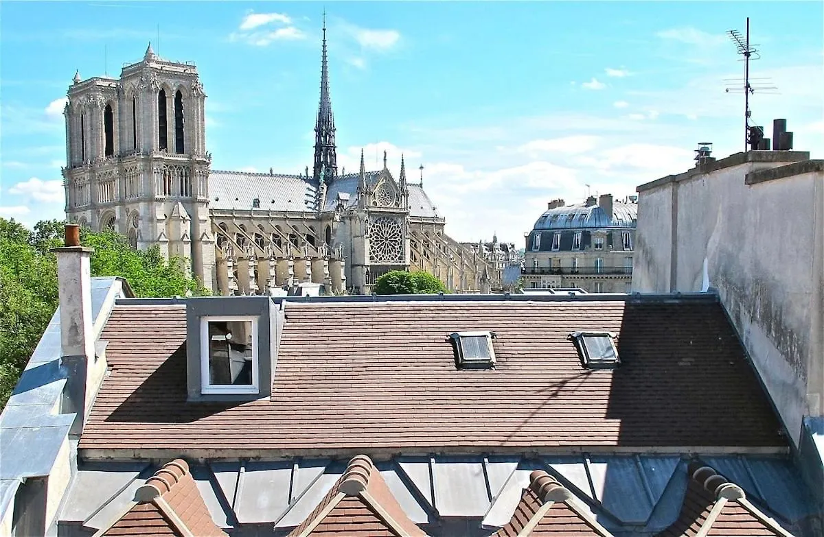 A Balcony On Notre Dame Apartment Paris