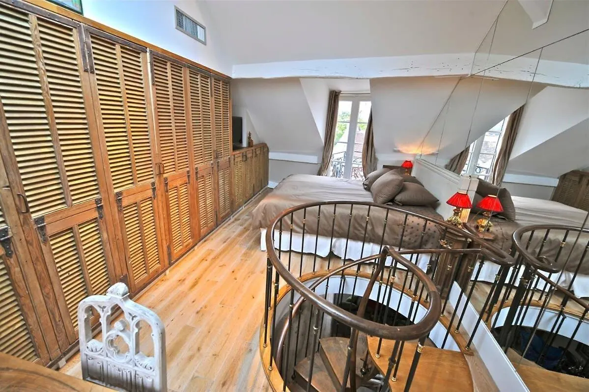 A Balcony On Notre Dame Appartement Parijs