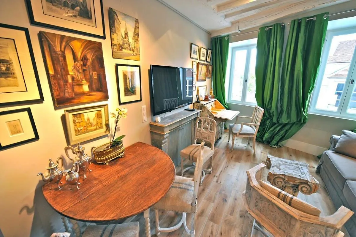 A Balcony On Notre Dame Appartement Parijs 0*,